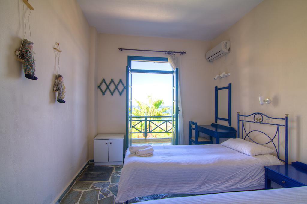 Sea View Villas 에피스코피 객실 사진