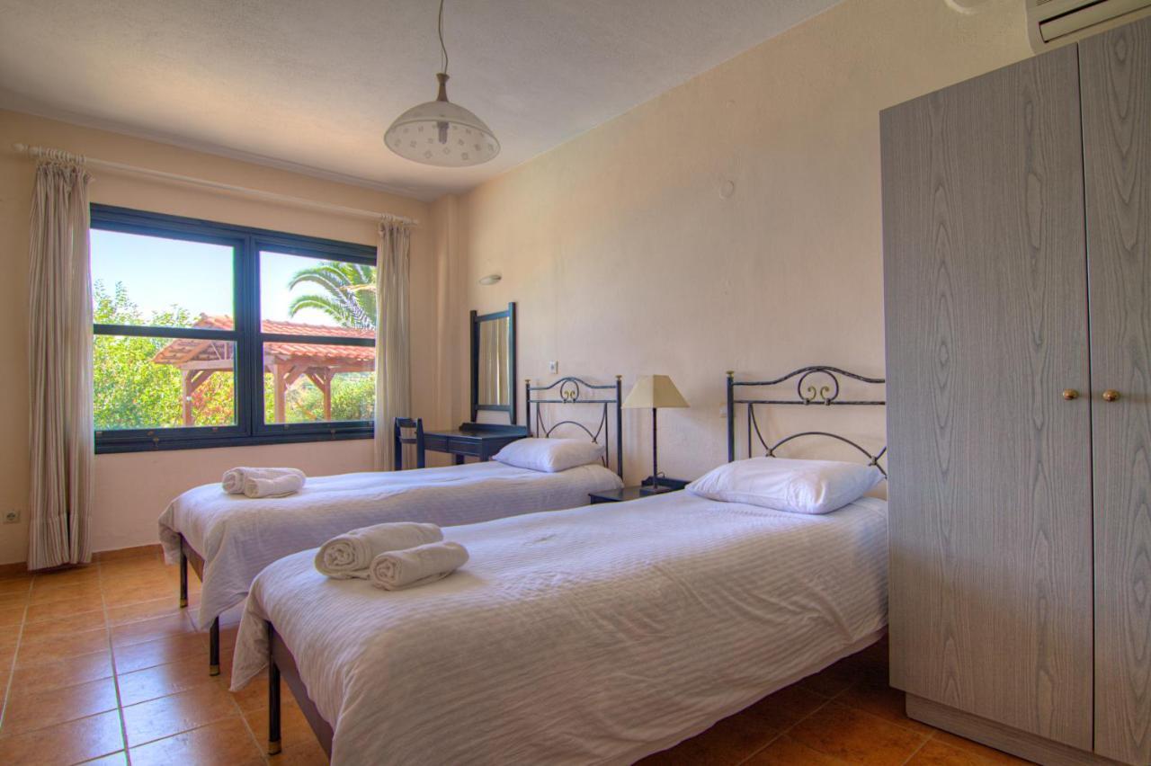 Sea View Villas 에피스코피 객실 사진